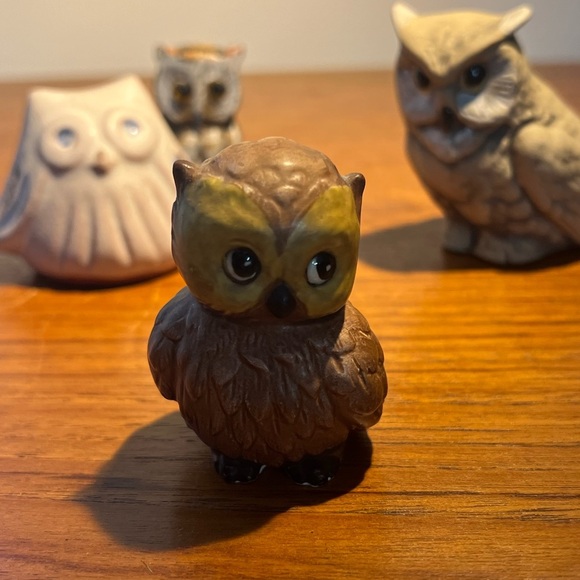 Collectable vintage miniature owls set of four Japanese Pottery Wood Mcm - Picture 2 of 14